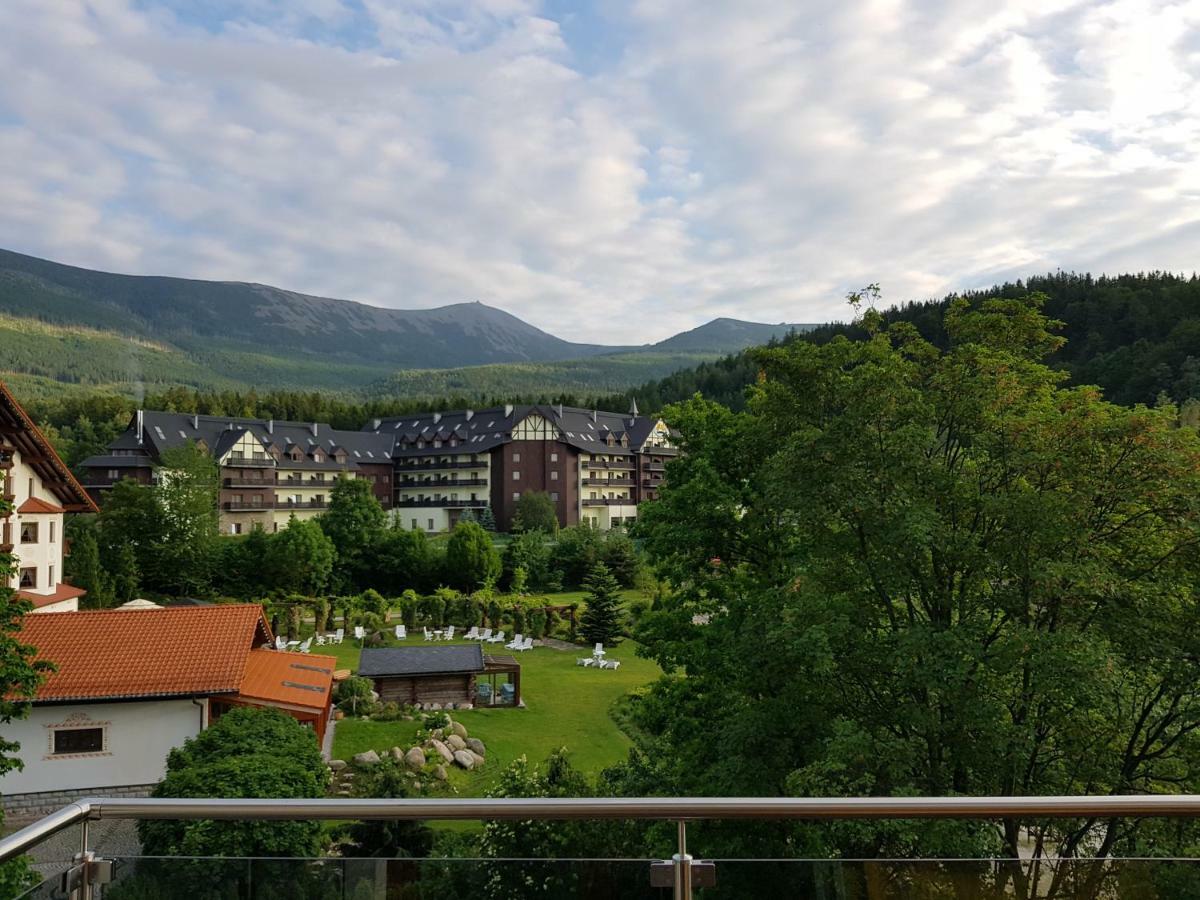 Apartament Z Widokiem Karpacz Esterno foto