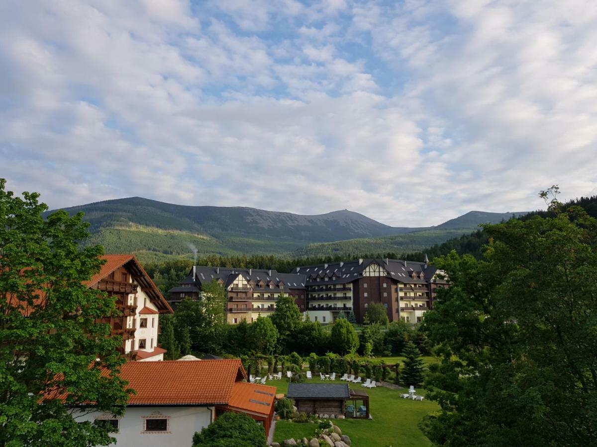 Apartament Z Widokiem Karpacz Esterno foto